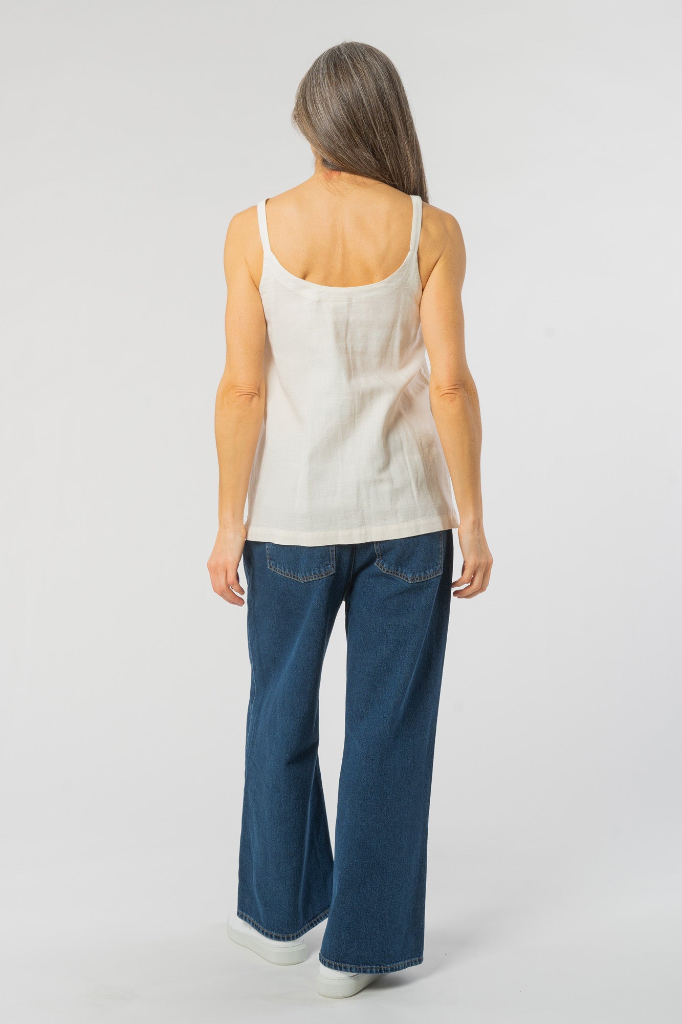 W-TCW3219-Main-Street-Tank-Top-Cloud-White-Hinten