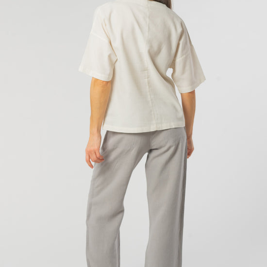 W-TCW3220-Market-Shirt-Cloud-White-Hinten