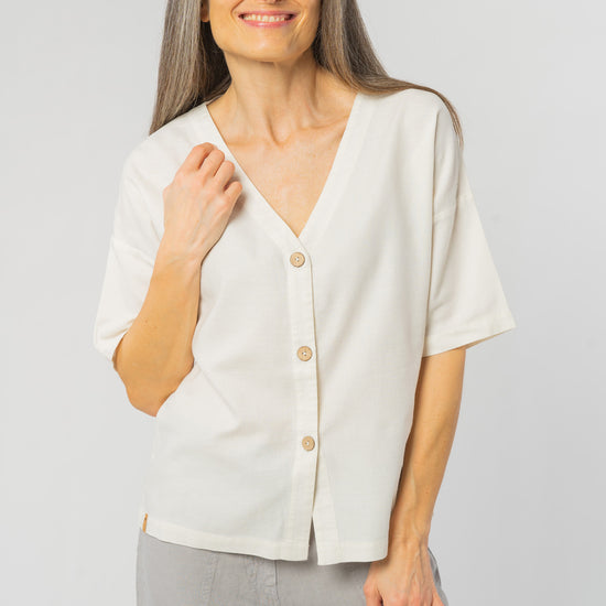 W-TCW3220-Market-Shirt-Cloud-White-Vorne
