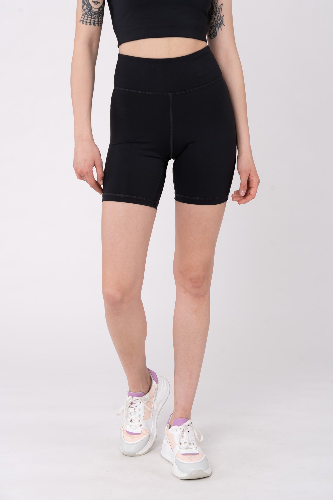 W-TCW4114-INMOTION-Radlerhose-aus-Recyceltem-Polyester-Fair-Clothes-PROBANTA-Meteorite-Black-Vorne1