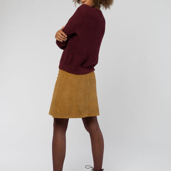 W-Turtleneck-Sweater-aus-Bio-Baumwolle-recyceltem-Polyester-Wolle-Online-Mode-Shop-Burgundy-Vorne