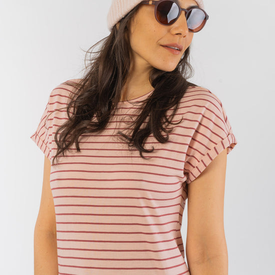 W-W121-05-Casual-Jerseydress-STRIPES-aus-Bio-Baumwolle-Fair-Trade-Kleidung-Frauen-DEVORA-Light-Rose-Dark-Rose-Vorne4
