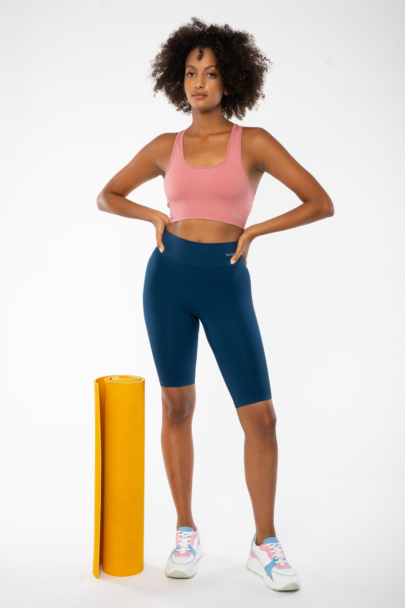 W-WB12-Active-Sport-Shorts-aus-Recyceltem-Polyester-Mode-Kleidung-FERENSO-Sargasso-Sea-Vorne