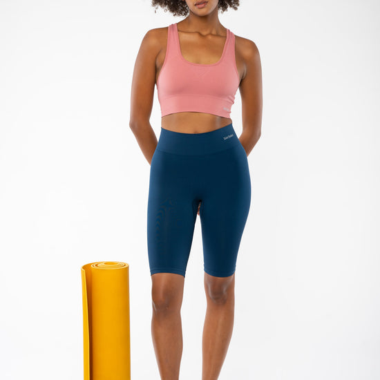 W-WT15-Active-Short-Sport-Top-aus-Recyceltem-Polyester-Fair-Trade-Kleidung-Online-Shop-SURENG-Dusty-Rose-Vorne2