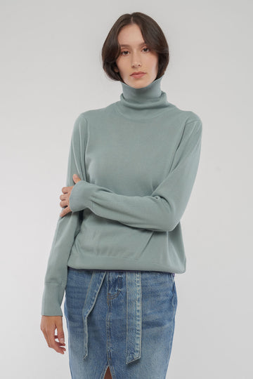 W-mw-112-301-MAYURA-Feinstrick-Rollkragen-pullover-aus-Bio-Baumwolle-Kleidung-Fair-Trade-Bio-Frauen-METERIA-Sage-Vorne2