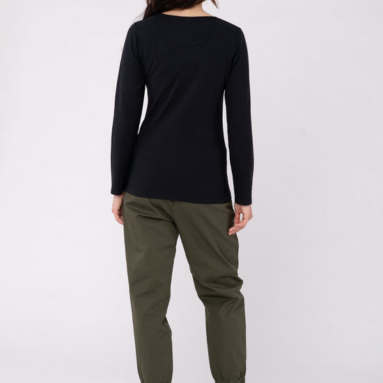 W-mw-arite-ARITE-Hose-aus-Bio-Baumwolle-Fairtrade-Shirts-LEGME-Dark-Olive-Vorne1