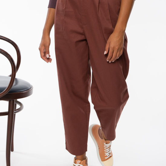 W-mw-neha-ma-NEHA-Hosen-aus-Bio-Baumwolle-Online-Shop-Mode-BIAFA-Mahogany-Vorne