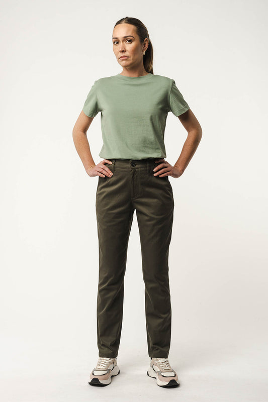 TARA aus Bio Baumwolle in Dark Olive, Vorderansicht