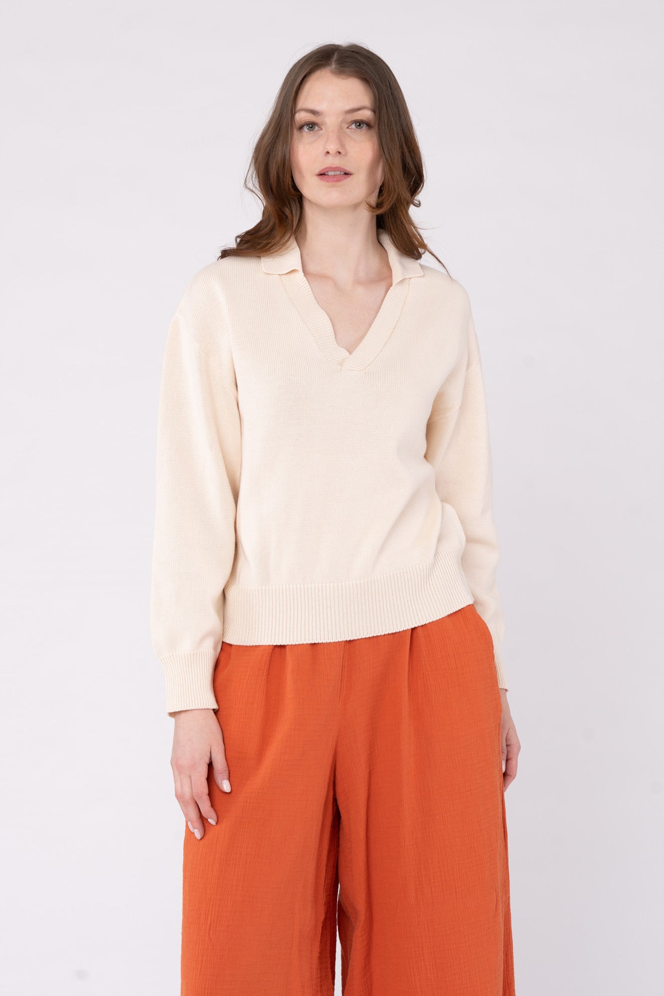 W-mw-veda-VEDA-Polo-Strickpullover-aus-Bio-Baumwolle-Fair-Trade-T-Shirt-TUGGI-Cream-Vorne2