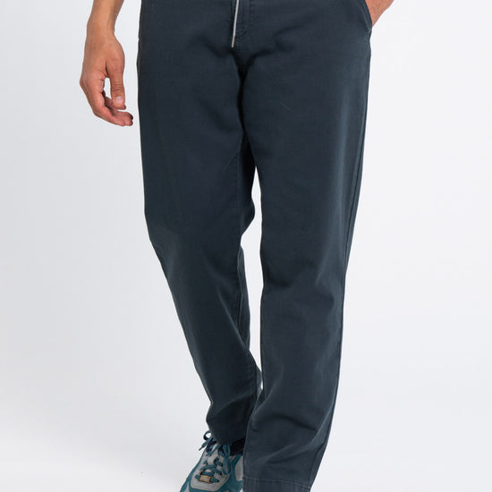 organic-Pants-recolution-M121-12-G02_b-studio_02