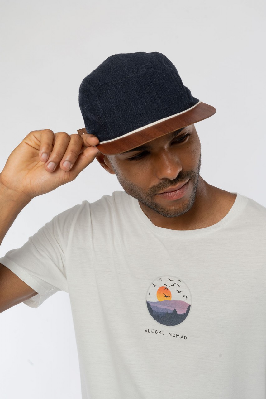 Global Nomad Männer ECOVERO™ T-Shirt